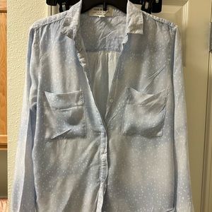 Cloth and Stone button up with Dot pattern. Blue and white size M